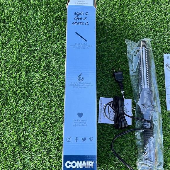 CONAIR Instant Heat Brush - Picture 4 of 5